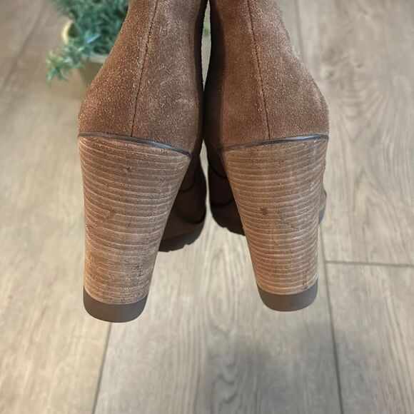 MICHAEL KORS THEA GENUINE SUEDE WEDGE ANKLE BOOTIES CHESTNUT BROWN SIZE 9.5 - Picture 7 of 9